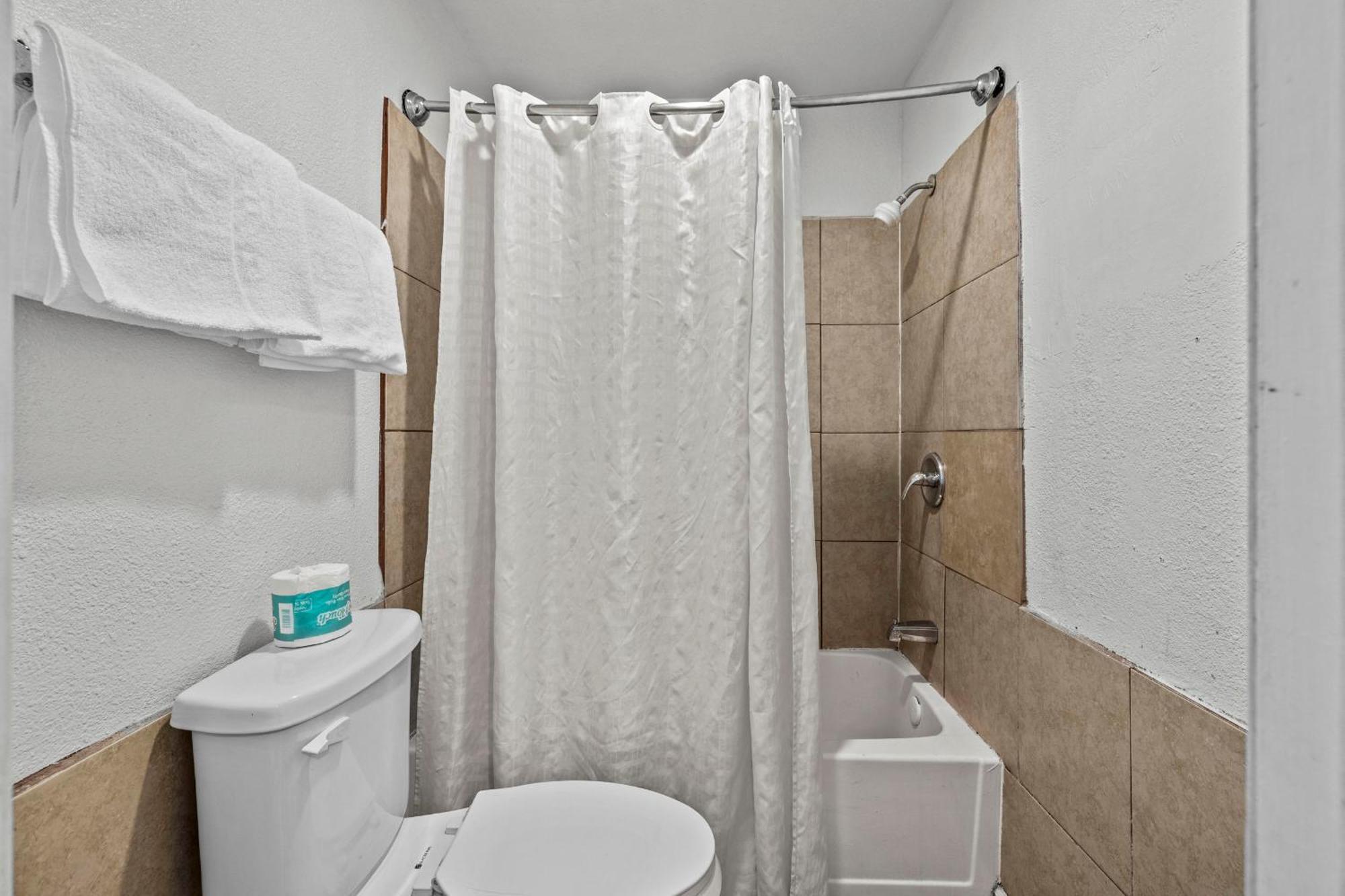 American Executive Inn Меса Екстер'єр фото